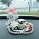 Светлый розовый баллон+белый автомобиль+розовая пара