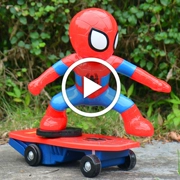 Skateboard Spiderman Đồ Chơi Xe Hơi Tumbler Diễn Viên Đóng Thế Điều Khiển Từ Xa Car Charger Xe Đồ Chơi Trẻ Em Món Quà Cậu Bé 4 Tuổi