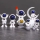 Phi Hành Gia Vật Trang Trí Nhỏ Spaceman Xe Ô Tô Mô Hình Châu Âu Hiện Đại Nhà Máy Tính Để Bàn Trang Trí Xe Quà Tặng Sinh Nhật