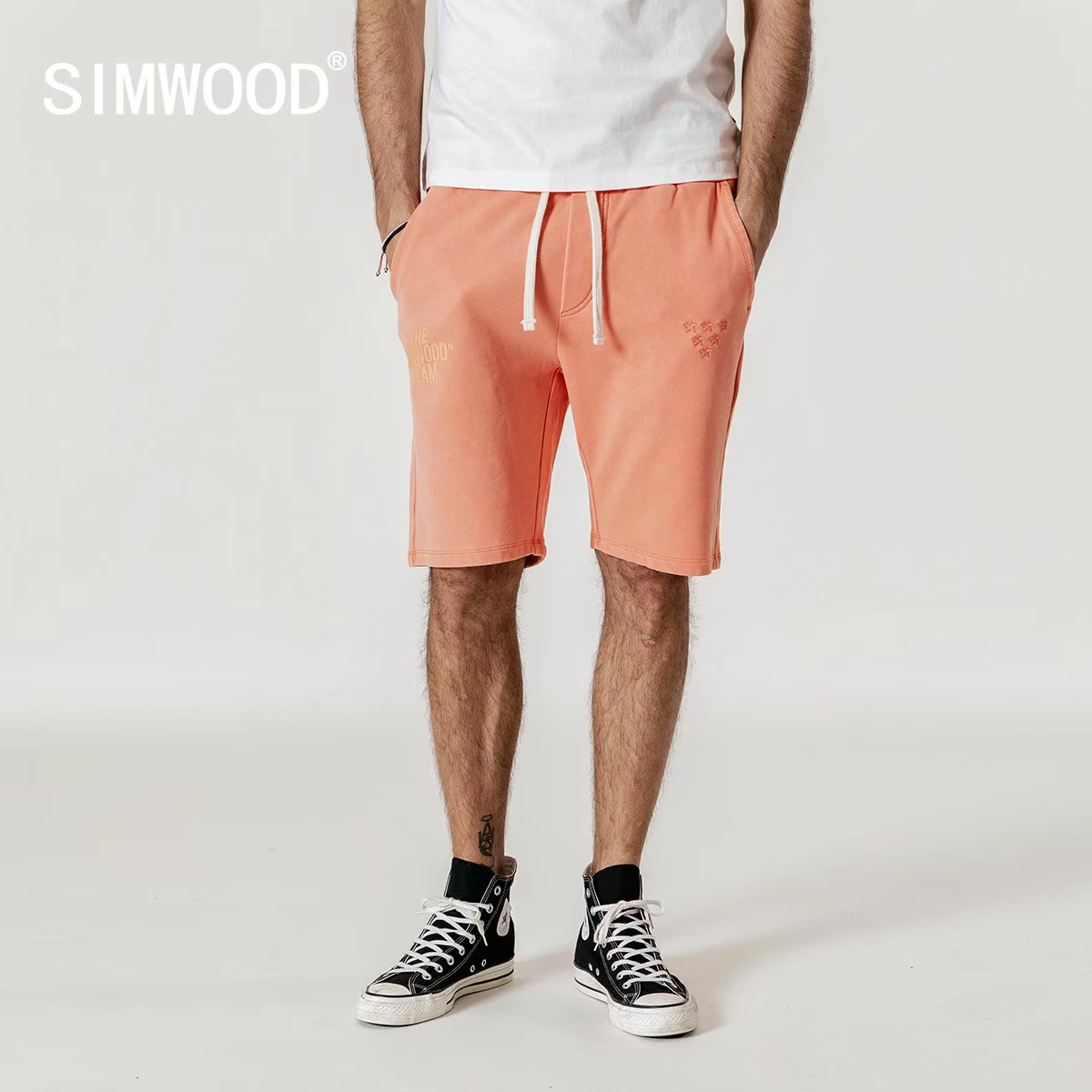 Simwood đơn giản gỗ nam mùa hè quần áo mới nhuộm áo len giản dị nam mùa hè thêu quần short dây rút - Quần short