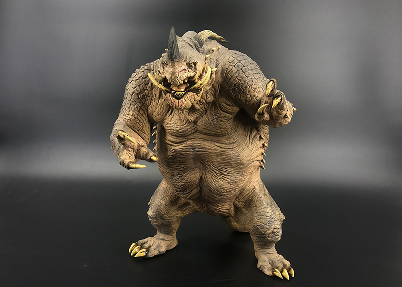 Sideshow/Dinosaur/Monster/Dunk Kaiju Acro statue