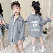 Áo sơ mi nữ mùa xuân và mùa thu 8 tuổi Cô gái phiên bản Hàn Quốc đại dương 9 áo sơ mi denim dài tay trong đoạn dài 7 áo trẻ em mùa thu 6 - Áo sơ mi