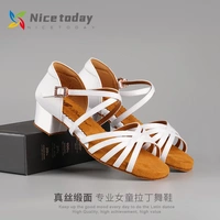 Импортный, шелковый, белый