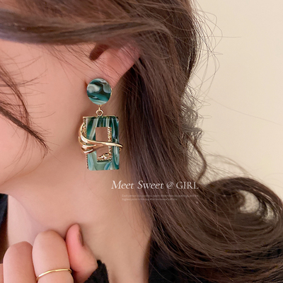 taobao agent Retro green acrylic advanced earrings