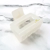 Прозрачный белый