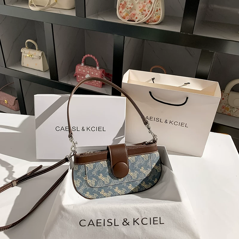 Carriage CAEISL&KCIEL, сумка под подмышку, сумка на одно плечо, коллекция 2023