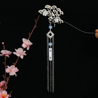 Серебряная заколка из сосны
