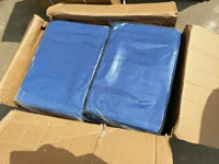 Морское полотенце -это синее полотенце на воздушном обработке, сингл -лисовое пружинное и осеннее полотенце