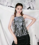 Mùa hè 2019 mới của phụ nữ Hàn Quốc dây đeo nhỏ sequin sáng bóng bên ngoài mặc một chiếc áo vest nhỏ lỏng gợi cảm - Áo ba lỗ