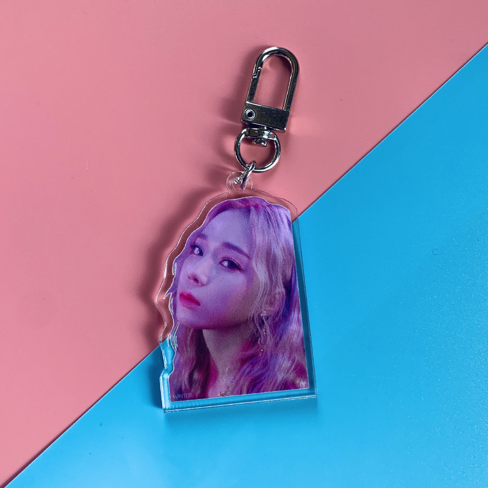 GISELLEAESPA combination periphery Acrylic Key buckle knapsack Pendant Key chain aespakarina