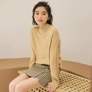 Cổ áo bán cao màu rộng, áo thun dài tay mỏng, áo len nữ mùa thu và đông mới phiên bản Hàn Quốc của áo len đáy hoang dã