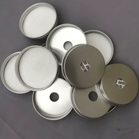 Светло-желтый