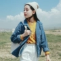 Huaji Y463 văn học retro nhung kẻ ngắn áo khoác nữ nhỏ màu trắng giản dị hàng đầu gió lười 0822 áo kiểu nữ đẹp tuổi 40