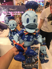 Мягкая игрушка 上海迪士尼国内代购8月生日唐老鸭毛绒玩具玩偶 雨过天晴鸭子娃娃
