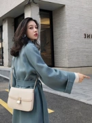Áo len lông cừu hai mặt màu xanh khói đầy đủ màu xanh nữ 2018 thu đông mới phiên bản Hàn Quốc của chiếc áo khoác len ren dài tay thủ công