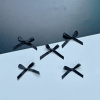 Черный, 2.3×3см