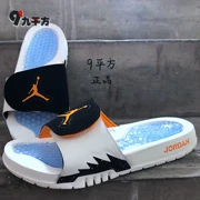 AIR JORDAN HYDRO V RETRO AJ5 dép thể thao cá mập màu vàng đen 555501-118