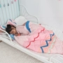 Trẻ em của túi ngủ bốn mùa cotton dày đa chức năng kính chắn gió dễ thương nhân vật dễ thương bé ngủ chống kicked bởi tạo tác túi ngủ phượt
