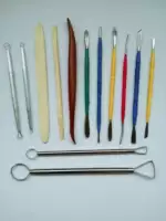 13 инструментов скульптуры глины