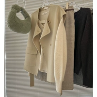 Жилет, бархатный свитер, расширенная юбка, комплект, зимняя одежда, коллекция 2022, в стиле Шанель, 3 предмета
