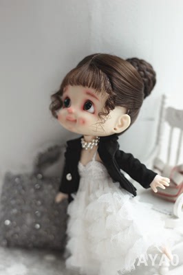 taobao agent OB11 Small suit Set GSC clay suite OB11 suspender skirt pure silver necklace with veil