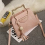 Túi xách nữ nhỏ 2018 phiên bản Hàn Quốc mới của túi xách tay tua rua túi xách túi xách Messenger thời trang đơn giản thủy triều hoang dã túi đeo chéo nữ mini