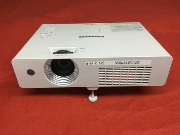 Panasonic PT-LX26H sử dụng máy chiếu gia đình 1080p máy chiếu văn phòng kinh doanh giảng dạy HD