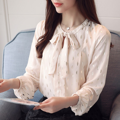 蝴蝶结衬衫女2018春装新款气质v领镂空印花雪纺衫宽松打底衫上衣