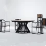 Bàn ăn gỗ nguyên khối mới của Trung Quốc hiện đại kết hợp bàn ăn tối giản và ghế kết hợp Zen bàn tròn khách sạn B & B club nội thất tùy chỉnh - Bộ đồ nội thất giường gỗ đẹp