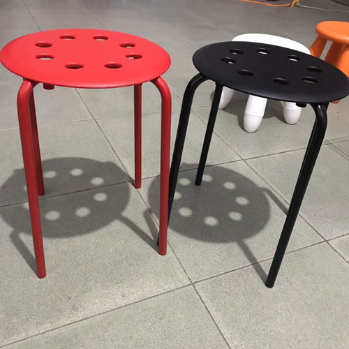 Круглый табуреток Ikea Macus's House Color Круглый стул может есть блюда и табуретки.