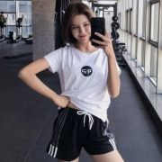 QTS chuyên nghiệp chạy nhanh chóng làm khô thoáng khí nữ lỏng mỏng yoga ngắn tay T-Shirt nửa tay áo thể thao quần áo tập luyện