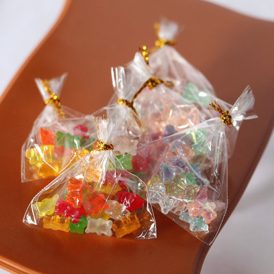 taobao agent Micro -shrinking bags of bear sugar BJD baby house mini candy OB11 pocket scene scene gift bag dollhouse and game