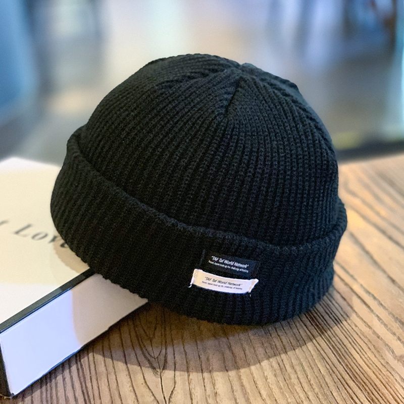 Black/double row letter mark melon skin hat