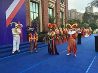 Волшебная одежда европейская и американская корта исполнили Венецианскую карнавальную одежду торговую одежду для патрульной одежды Клоуна Клоуна