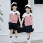 Trường tiểu học đồng phục mùa hè ngắn tay gió Anh lớp mẫu giáo dịch vụ mùa hè thể thao phù hợp với trẻ em vườn quần áo tùy chỉnh đầm đẹp cho be gái 7 tuổi