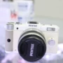 Pentax Pentax Q trắng được sử dụng siêu đẹp vi máy điện đơn siêu micro duy nhất vành đai 5-15 mét ống kính máy ảnh canon du lịch