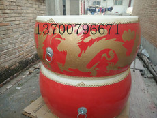 Барабан 1.2米红鼓。龙鼓。战鼓。大鼓。盘鼓，