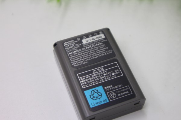 Олимпийский бас BLN-1 аккумулятор коробку BLN1 EM1 EM5 PENF оригинальная батарея