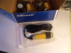 Электронное реле ускорения 光电开关新款直流电常开型e3f-ds104c感应距离0-10cmnpn6-36v