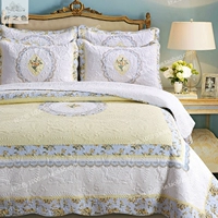 Mỹ cao cấp thêu quilting là bông cotton tăng trải giường ba mảnh vàng điều hòa không khí khăn trải giường ra giường