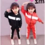 Quần áo bé gái mùa thu 2018 phiên bản Hàn Quốc mới của bé gái thể thao hai mảnh nữ mùa xuân và áo mùa thu thủy triều - Khác đồ bơi trẻ em