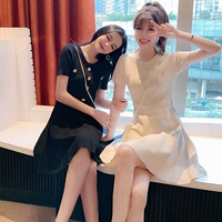 Mùa hè 2019 khí chất mới của phụ nữ Hàn Quốc vòng ngực đơn cổ tròn màu đỏ đan váy lady lady Một chiếc váy chữ - A-Line Váy váy chữ a liền