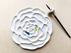 Палитра 新绘本调色盘瓷 陶瓷玫瑰花与梦 骨瓷水彩专业级国画 清仓版