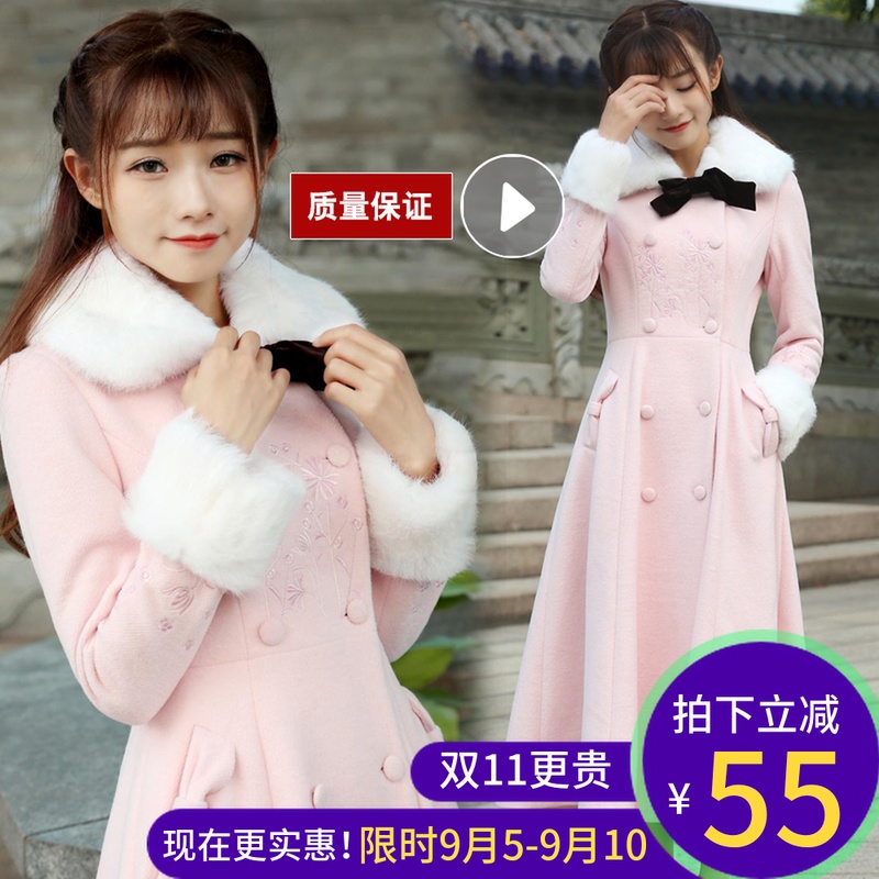 2018 mùa thu và mùa đông phụ nữ mới của retro phong cách văn học cổ áo lông thú eo đu lớn áo thêu dày áo len