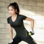 Hàn quốc mùa xuân và mùa hè ngắn tay thể thao và quần áo tập thể dục letter in ấn chặt chẽ-fitting khô nhanh yoga chạy đào tạo áo sơ mi T-Shirt áo legging nam