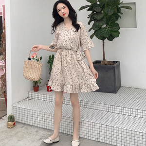 Mùa hè nghệ thuật mới nhỏ tươi voan ngắn tay đầm nữ cao eo V-cổ lá sen tay áo với một búp bê váy thủy triều đầm dự tiệc sang trọng trẻ trung