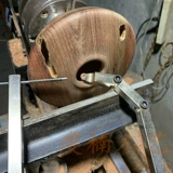 Деревообрабатывающий автомобильный нож заброшенный деревянный ротор автомобильный автомобиль.