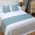 Khách sạn khách sạn cao cấp bộ đồ giường giường đuôi giường cờ giường đuôi mat cạnh giường ngủ bìa khách sạn bảng cờ cỏ ra trải nệm Trải giường