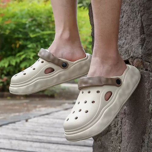 Летние нескользящие тапочки в стиле Crocs на платформе, мужские пляжные спортивные босоножки, подходят для носки на улице, коллекция 2023, закрытый носок