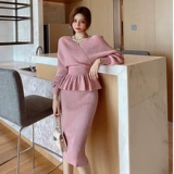 Осенний сексуальный лонгслив, приталенный комплект, в корейском стиле, V-образный вырез, с акцентом на бедрах